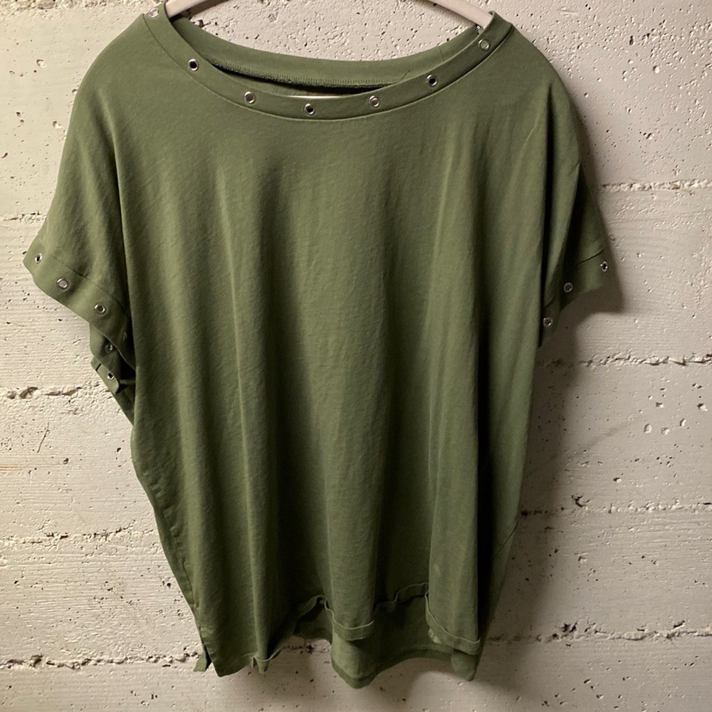 Torrid Heritage Knit Olive Green Tee with Grommet Details 2X